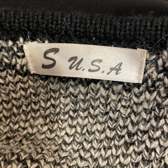 Giraffe sweater Size M - Picture 5 of 8